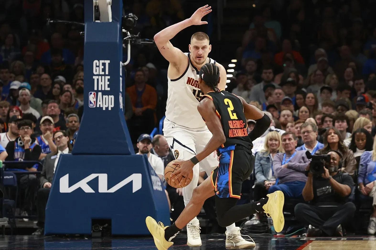 关于印第安纳步行者迎NBA常规赛关键赛，集结日更衣室发声，赛场秩序良好，资深球员宣示担当的信息